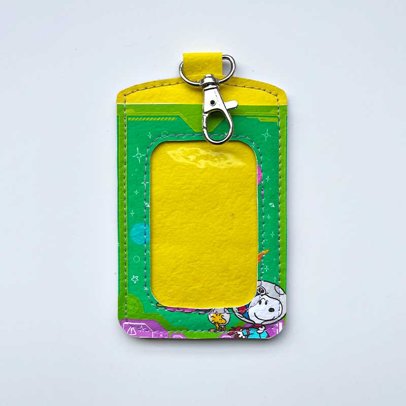 Porta Credencial Snoopy Space