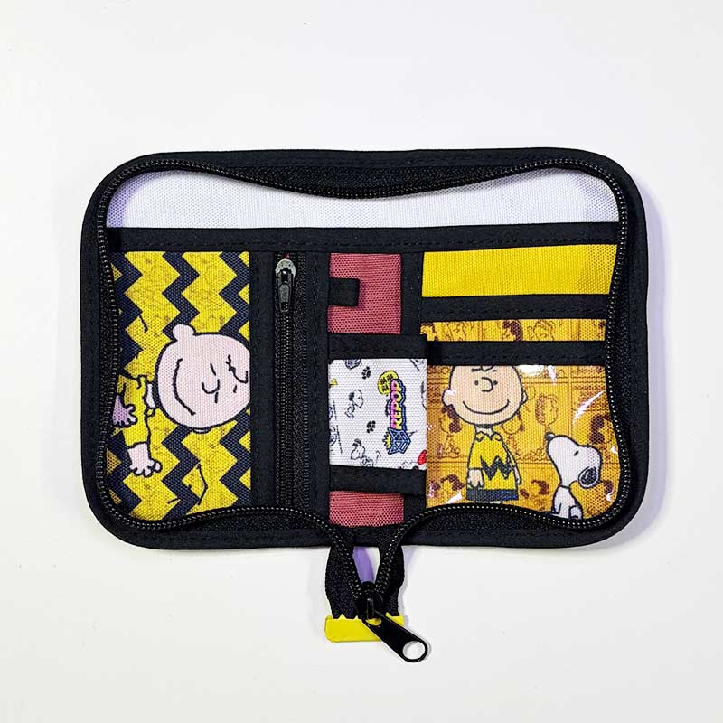 Billetera con Cierre Charlie Brown