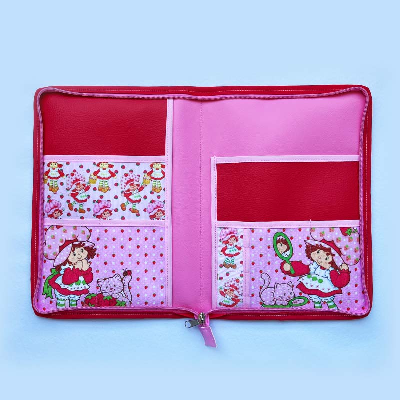 Porta Tablet o Ipad Frutillita