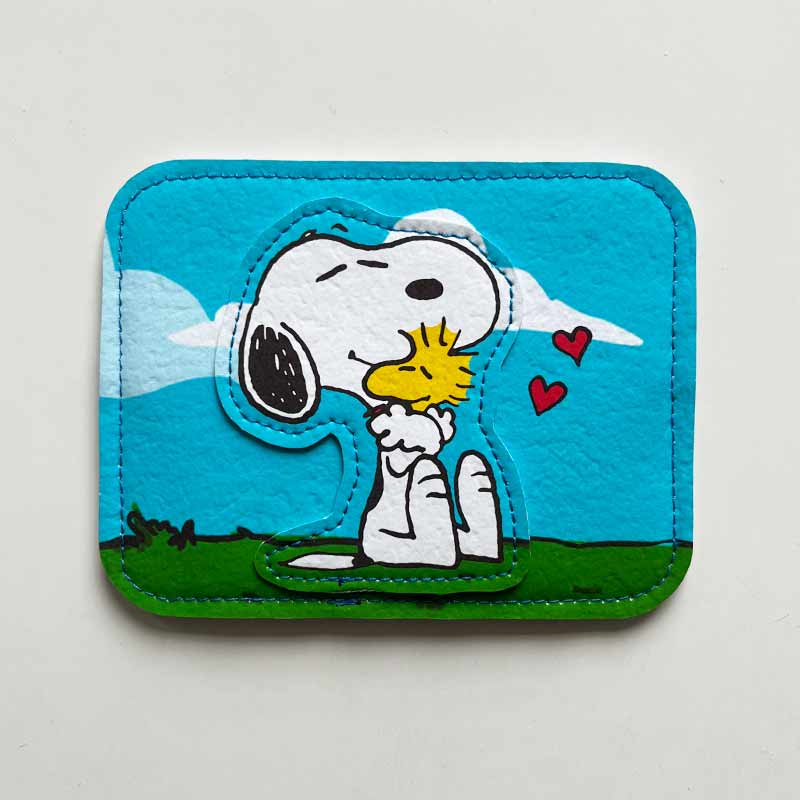 Tarjetero de cuerina Snoopy