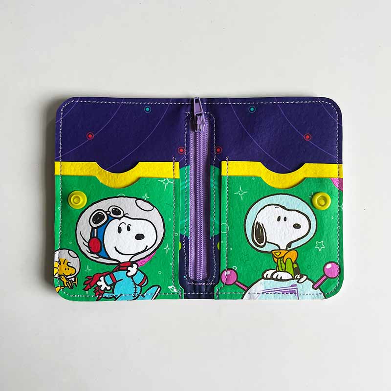 Billetera de cuerina Snoopy Space